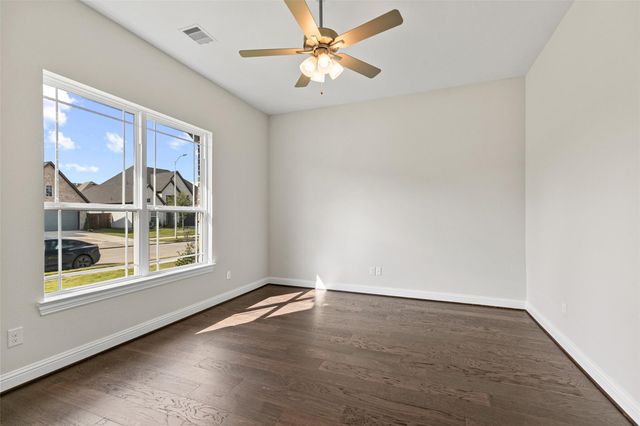 327 Blue River Trail, Rosenberg, TX 77471