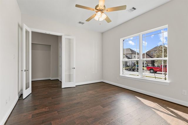 327 Blue River Trail, Rosenberg, TX 77471