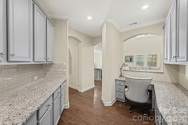 127 Smithfield Drive, Charlotte, NC 28270