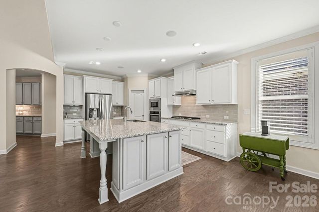 127 Smithfield Drive, Charlotte, NC 28270