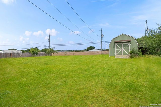 15015 Becker Bend, San Antonio, TX 78253