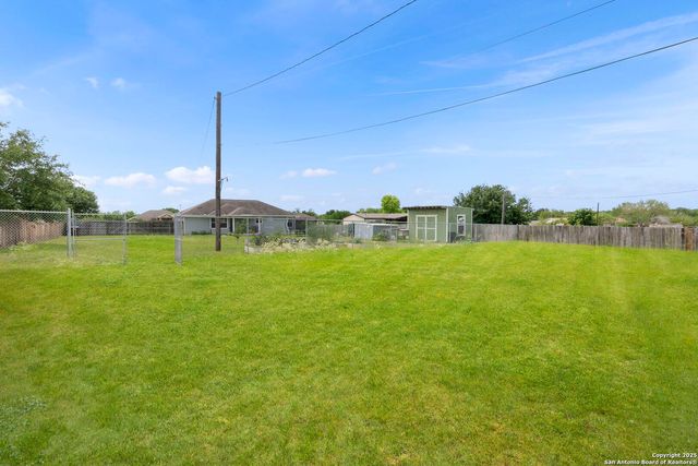 15015 Becker Bend, San Antonio, TX 78253