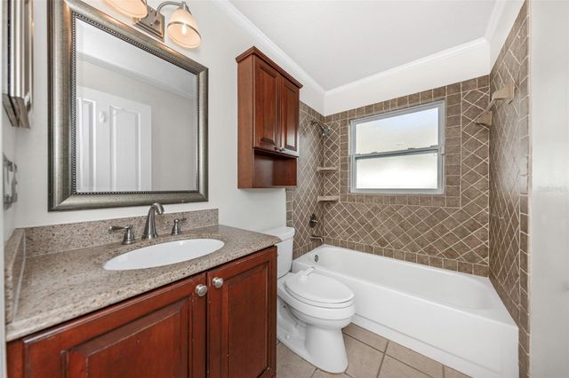 15002 ROCKY LEDGE DRIVE, Tampa, FL 33625
