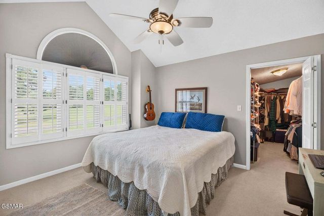 232 Battlefield Drive, Dandridge, TN 37725
