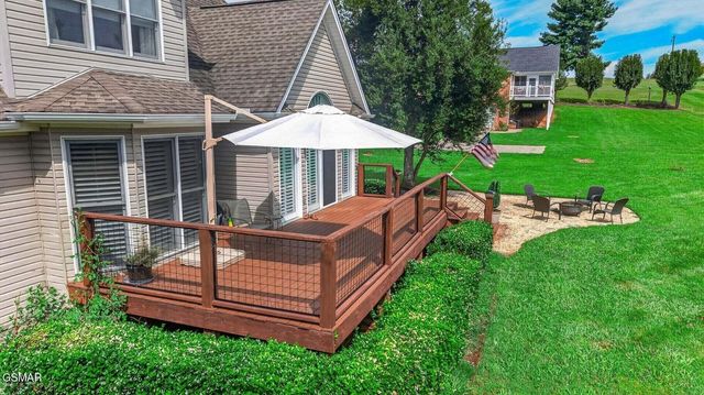 232 Battlefield Drive, Dandridge, TN 37725
