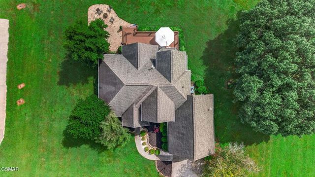 232 Battlefield Drive, Dandridge, TN 37725
