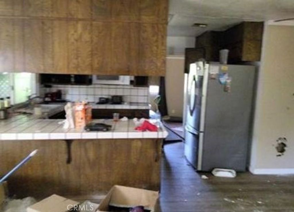 Image 7 of property listing at 7143 Shoreham, Stockton, CA 95207