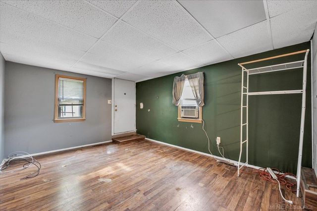 20833 Woodward Drive, Clinton Township, MI 48035