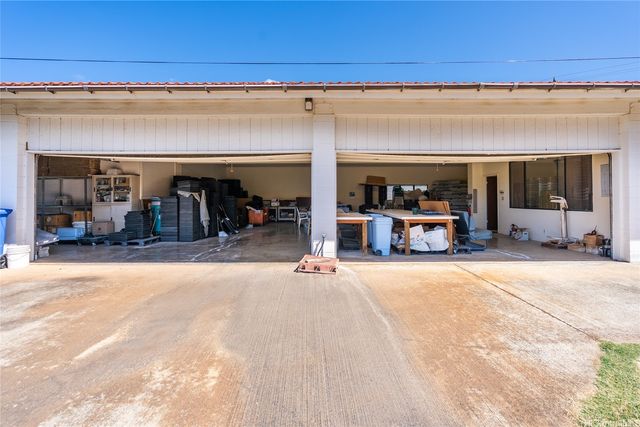 87-201 Paakea Road, Waianae, HI 96792