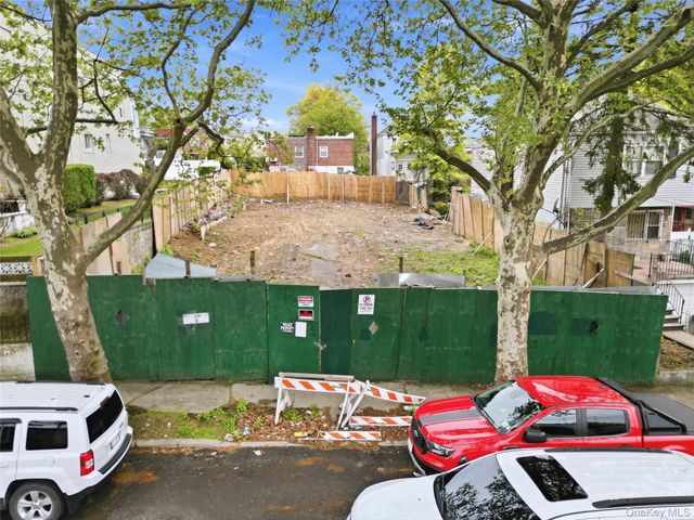 2945 Tenbroeck Avenue, Bronx, NY 10469