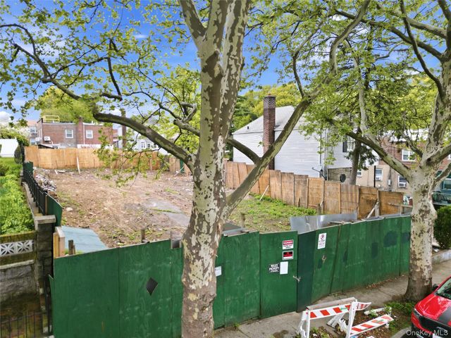 2945 Tenbroeck Avenue, Bronx, NY 10469