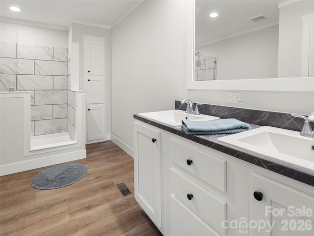 502 & 512 Hutch Mountain Road, Fletcher, NC 28732