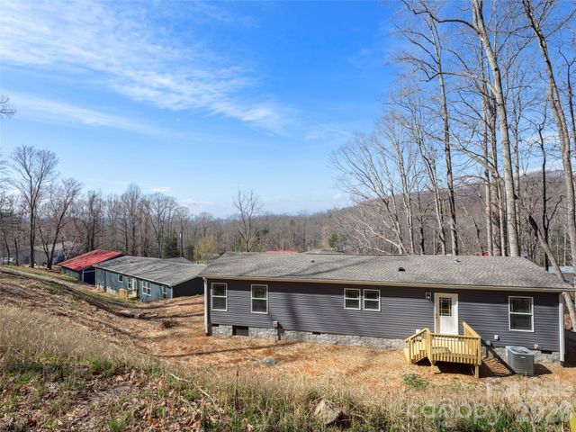 502 & 512 Hutch Mountain Road, Fletcher, NC 28732