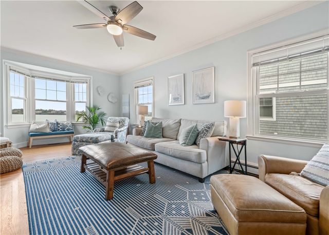 112 Esplanade, Middletown, RI 02842