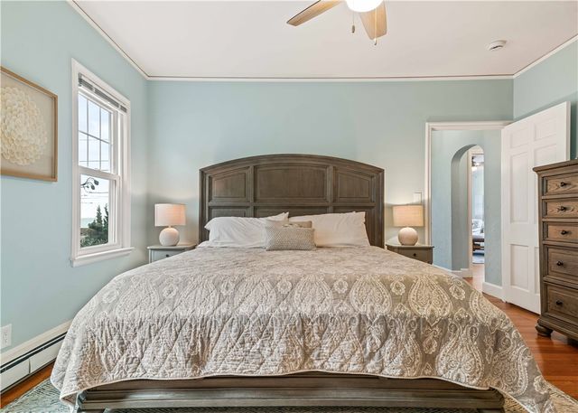 112 Esplanade, Middletown, RI 02842