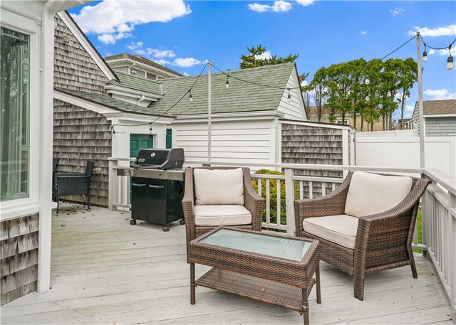 112 Esplanade, Middletown, RI 02842