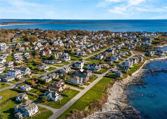 112 Esplanade, Middletown, RI 02842