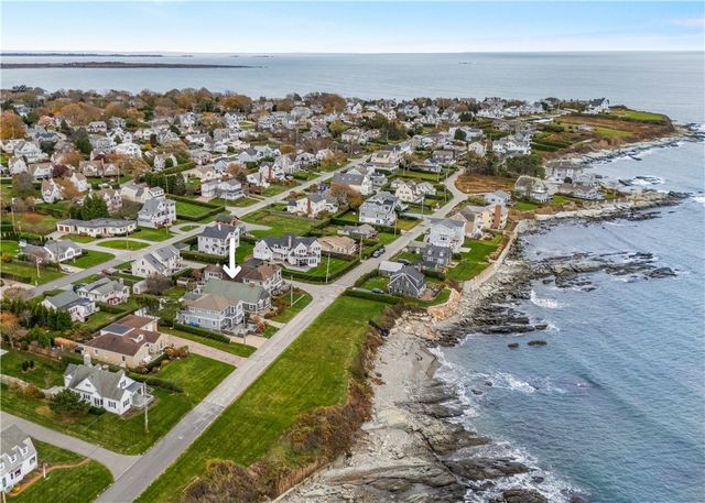 112 Esplanade, Middletown, RI 02842