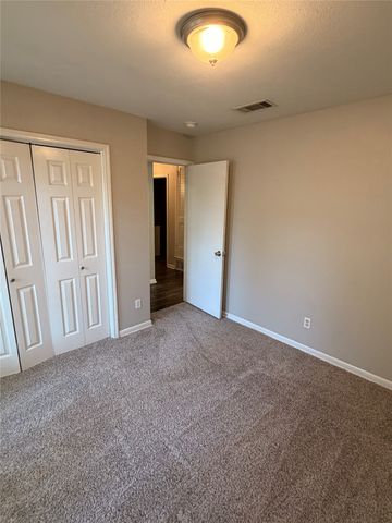 7425 Van Natta Lane, Fort Worth, TX 76112