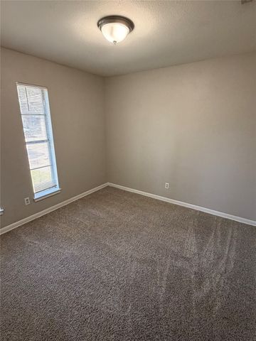 7425 Van Natta Lane, Fort Worth, TX 76112