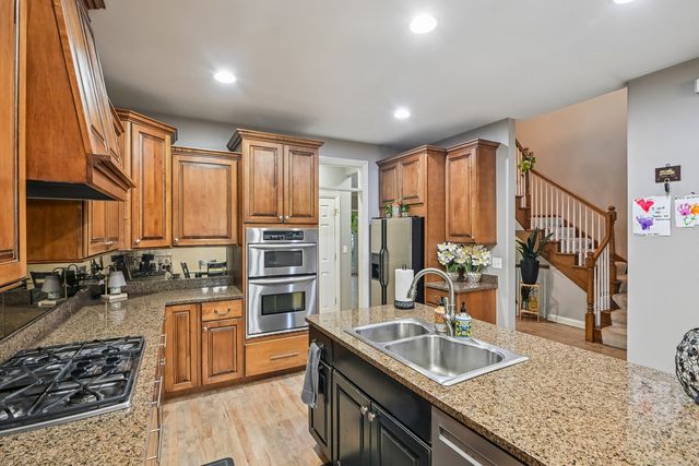 343 Arbor Glen Boulevard, Schaumburg, IL 60195