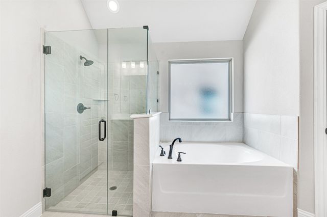 325 Cherbury Grove, Greenville, TX 75401