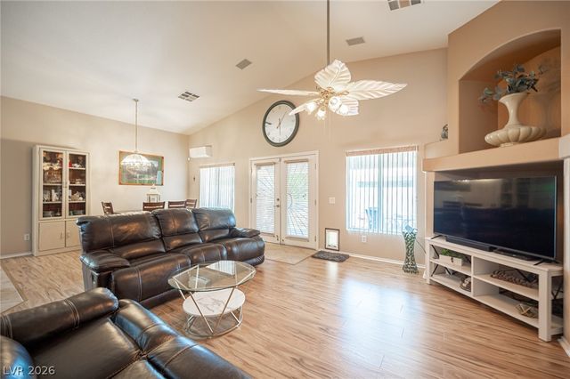 7012 Wild Wave Drive, Las Vegas, NV 89131
