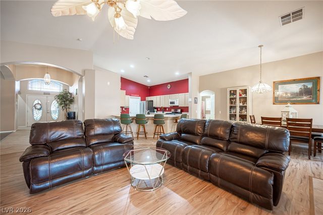 7012 Wild Wave Drive, Las Vegas, NV 89131