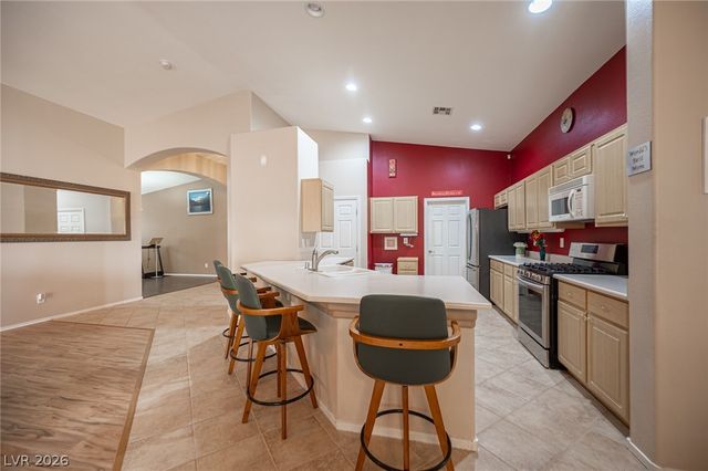 7012 Wild Wave Drive, Las Vegas, NV 89131