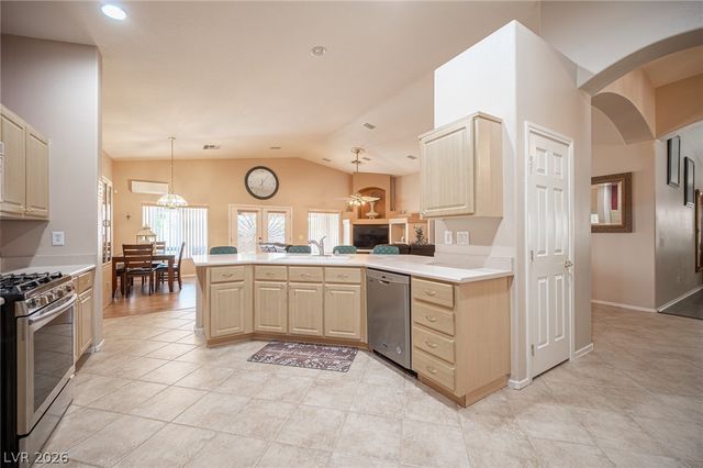7012 Wild Wave Drive, Las Vegas, NV 89131