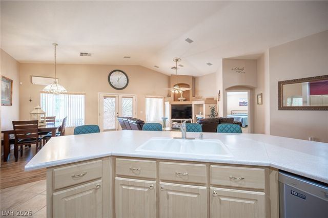 7012 Wild Wave Drive, Las Vegas, NV 89131