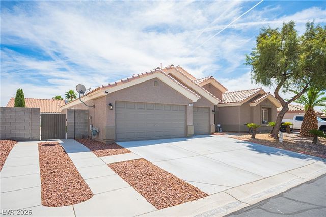 7012 Wild Wave Drive, Las Vegas, NV 89131