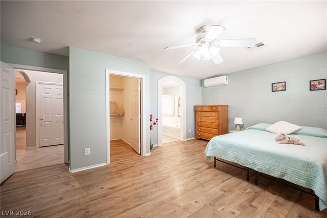 7012 Wild Wave Drive, Las Vegas, NV 89131