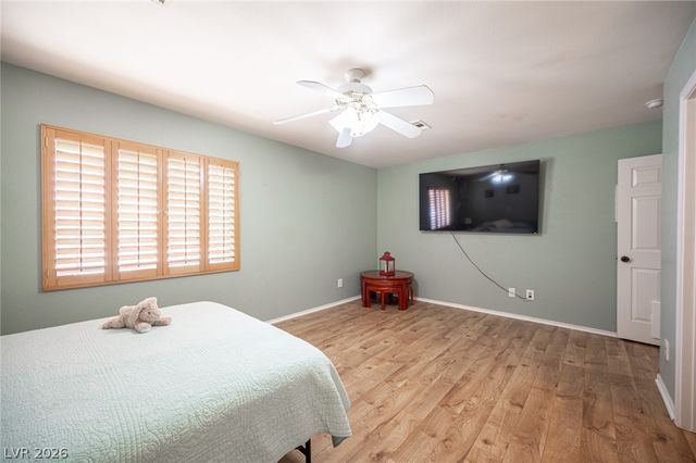 7012 Wild Wave Drive, Las Vegas, NV 89131