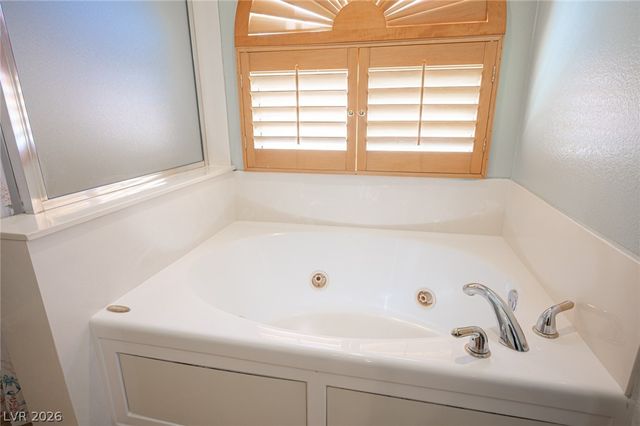 7012 Wild Wave Drive, Las Vegas, NV 89131