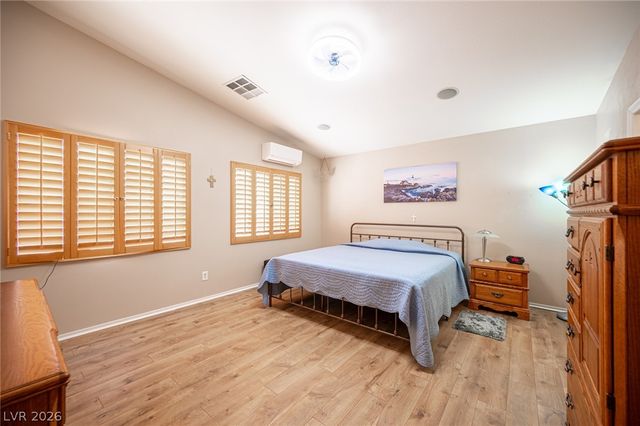 7012 Wild Wave Drive, Las Vegas, NV 89131