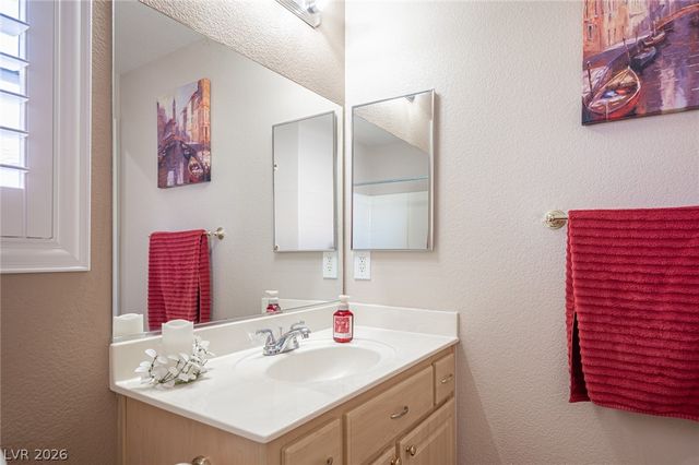 7012 Wild Wave Drive, Las Vegas, NV 89131