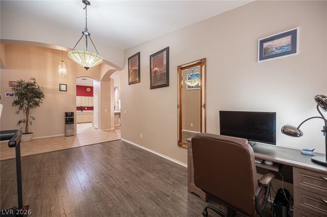7012 Wild Wave Drive, Las Vegas, NV 89131