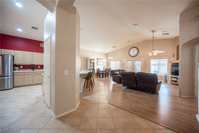 7012 Wild Wave Drive, Las Vegas, NV 89131