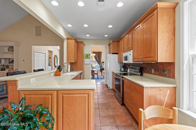 777 Marsh Rose Path NW, Calabash, NC 28467