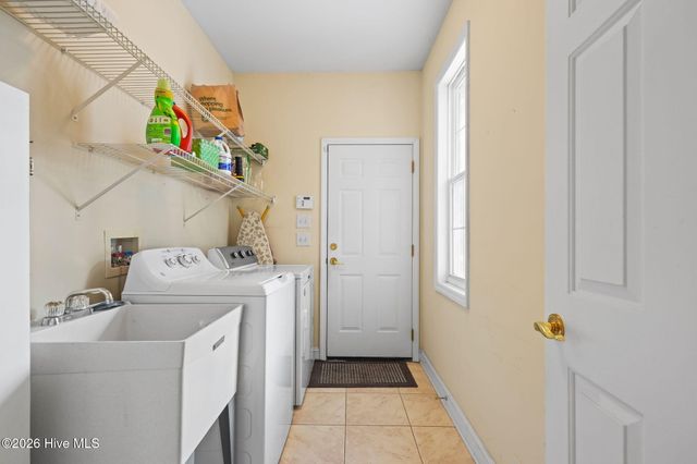777 Marsh Rose Path NW, Calabash, NC 28467