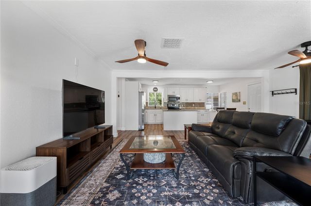 1308 GILLIAM DRIVE, Auburndale, FL 33823