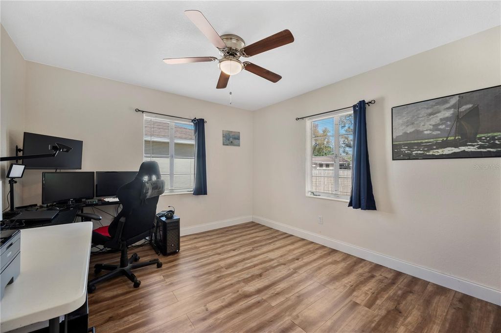 Image 23 of property listing at 1308 GILLIAM DRIVE, Auburndale, FL 33823