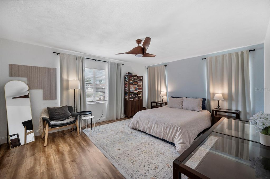 Image 25 of property listing at 1308 GILLIAM DRIVE, Auburndale, FL 33823