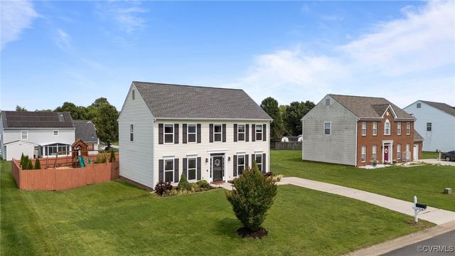 1716 First Colonial Ct, Richmond, VA 23231