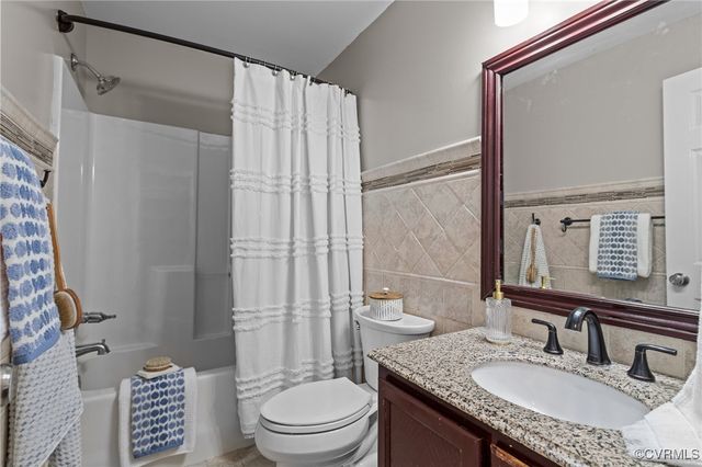 1716 First Colonial Ct, Richmond, VA 23231