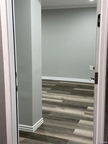 7490 S Brynmawr Court, West Bloomfield, MI 48322