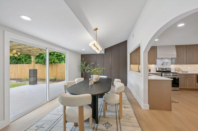 11809 Charing Cross RD, Austin, TX 78759