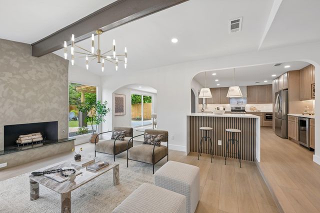 11809 Charing Cross RD, Austin, TX 78759