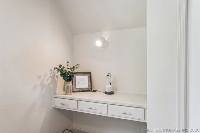 5732 E 64th Street, Tulsa, OK 74136